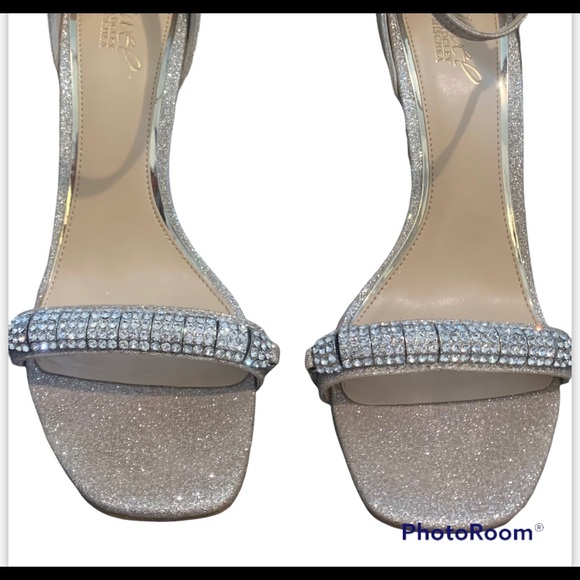 BADGLEY MISCKA - Picture 3 of 7